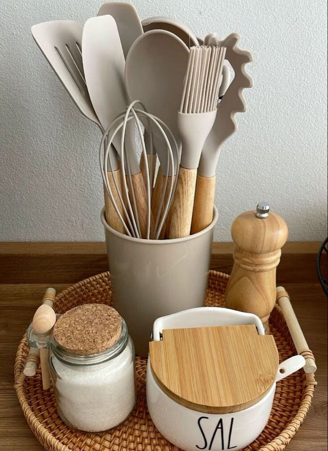 Kitchen & Accessories